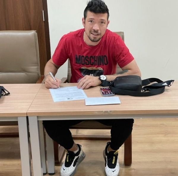 توقيع سيرجيو فيتور