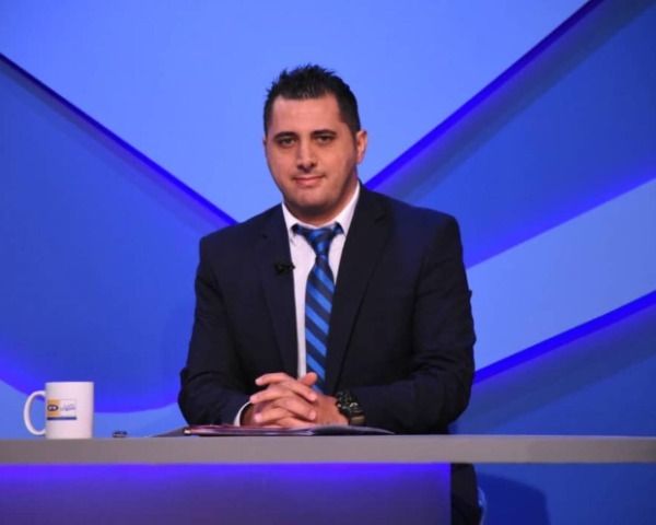 أحمد عزام