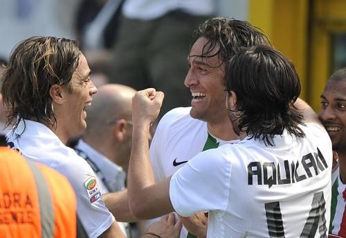 2011-04-102011-04-10t131200z_01_tur120_rtridsp_3_soccer-italy_reuters