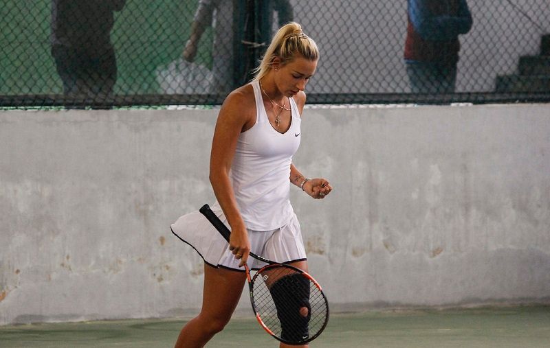  يانا سيزيكوفا