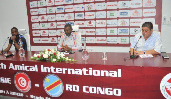 من المؤتمر الصحفي 