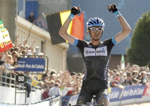 2011-04-102011-04-10t151009z_01_pro20_rtridsp_3_sport-cycling_reuters