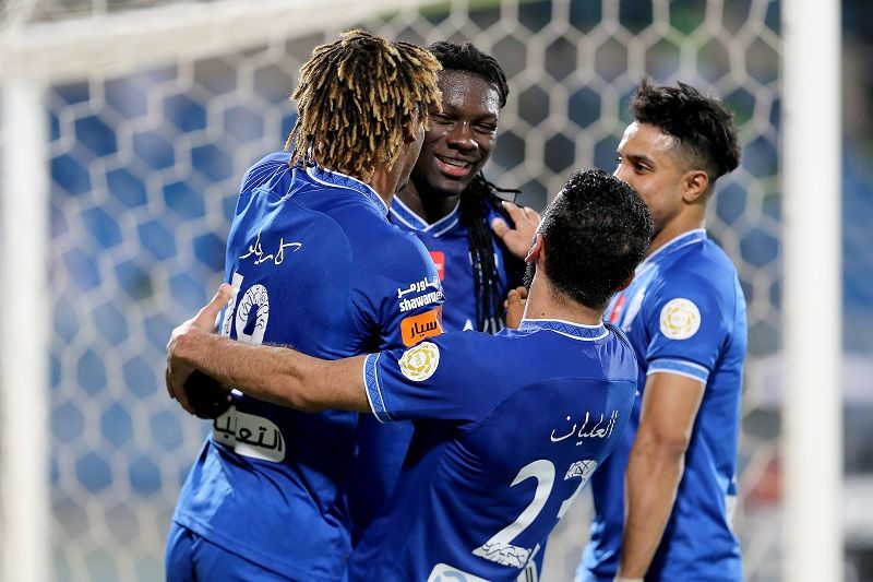 لاعبو الهلال