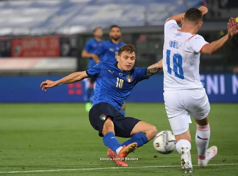 ?i=reuters%2f2021-06-04%2f2021-06-04t192925z_904179550_up1eh641i4zu1_rtrmadp_3_soccer-friendly-ita-cze-report_reuters