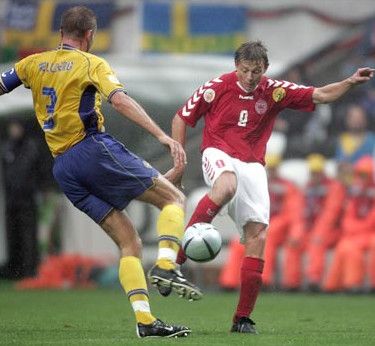 من لقاء الدانمارك والسويد