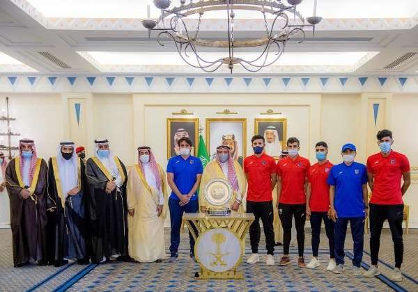 من الاستقبال