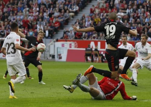 2011-04-102011-04-10t170819z_01_wr07_rtridsp_3_soccer-germany_reuters