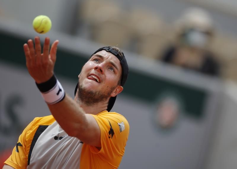 2021-06-07t125238z_1101088165_up1eh670zrnib_rtrmadp_3_tennis-frenchopen_reuters