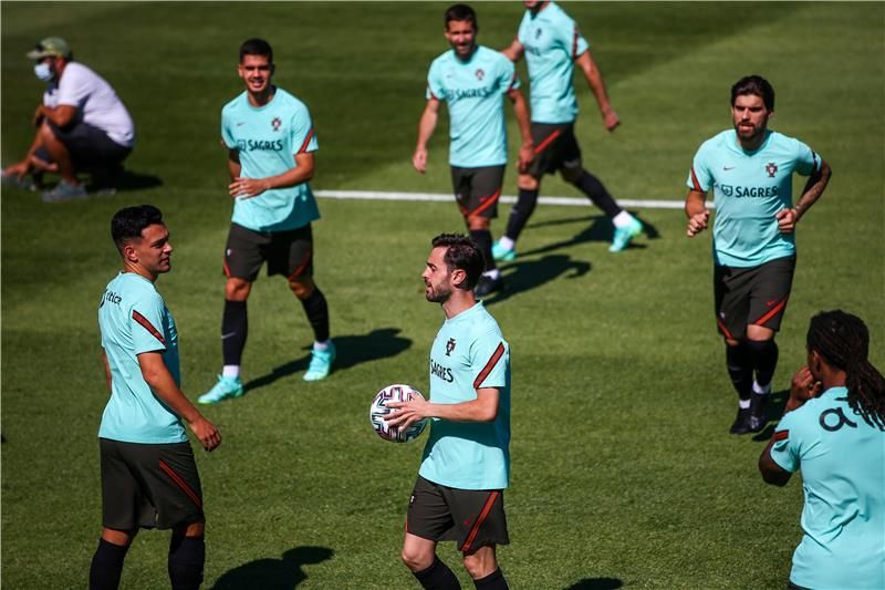 لاعبو منتخب البرتغال