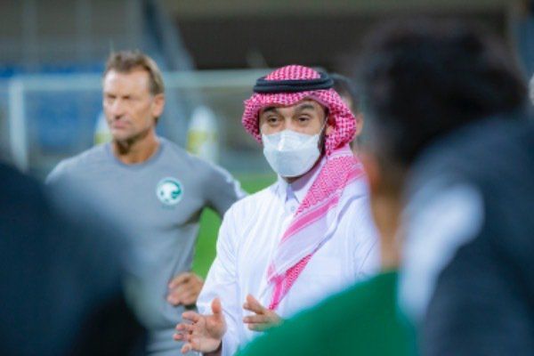 من الزيارة
