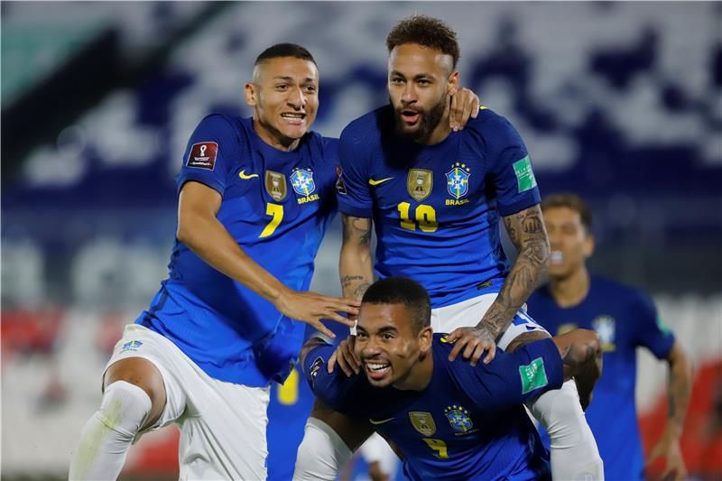 لاعبو منتخب البرازيل