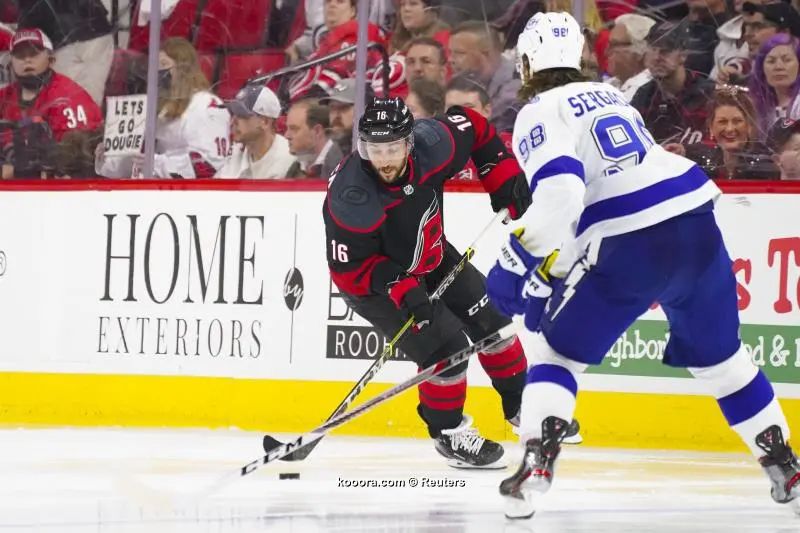 ?i=reuters%2f2021-06-09%2f2021-06-09t022653z_937373907_mt1usatoday16227088_rtrmadp_3_nhl-tampa-bay-lightning-at-carolina-hurricanes_reuters