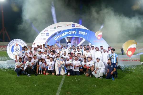 لاعبو الرفاع البحريني