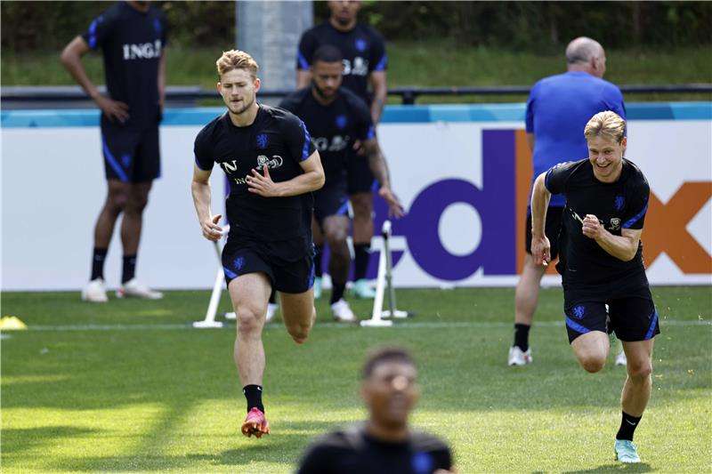 ماتياس دي ليخت 