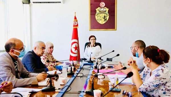 من اجتماع وزيرة الرياضة الخاص بملعب سوسة