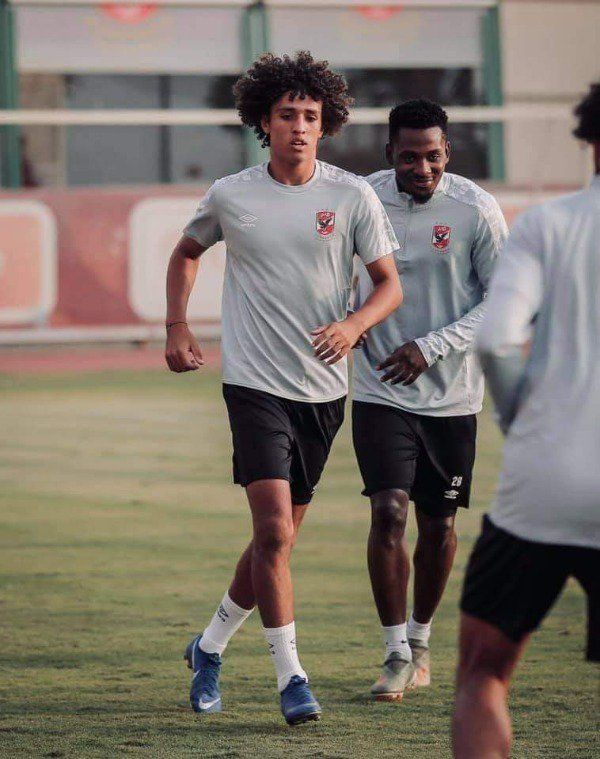 لاعبو الأهلي