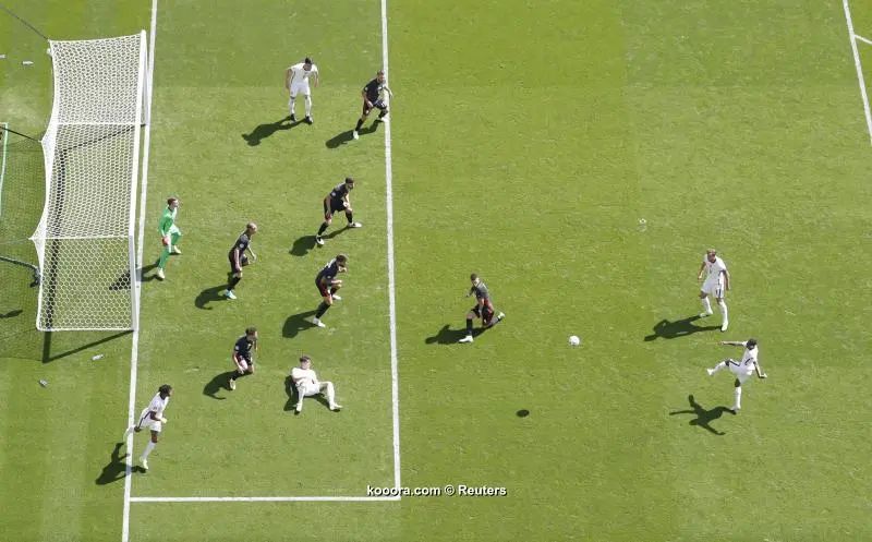 ?i=reuters%2f2021-06-13%2f2021-06-13t143313z_844722397_up1eh6d14fb2v_rtrmadp_3_soccer-euro-eng-cro-report_reuters