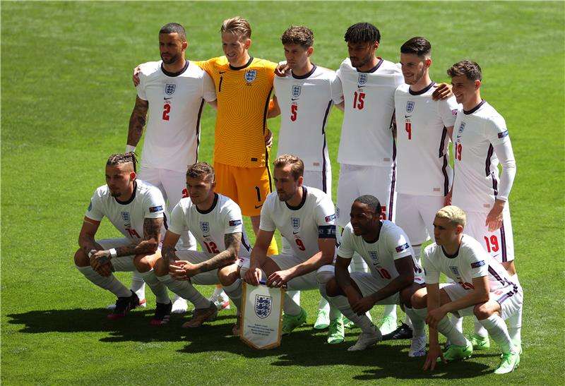 لاعبي منتخب انجلترا