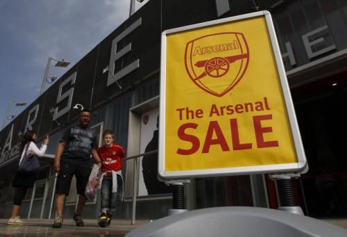 2011-04-112011-04-11t112052z_01_clh107_rtridsp_3_arsenal-takeover_reuters