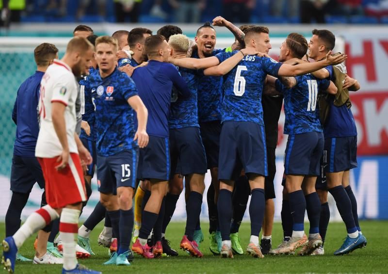 لاعبو سلوفاكيا 