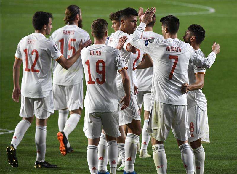 لاعبو منتخب إسبانيا