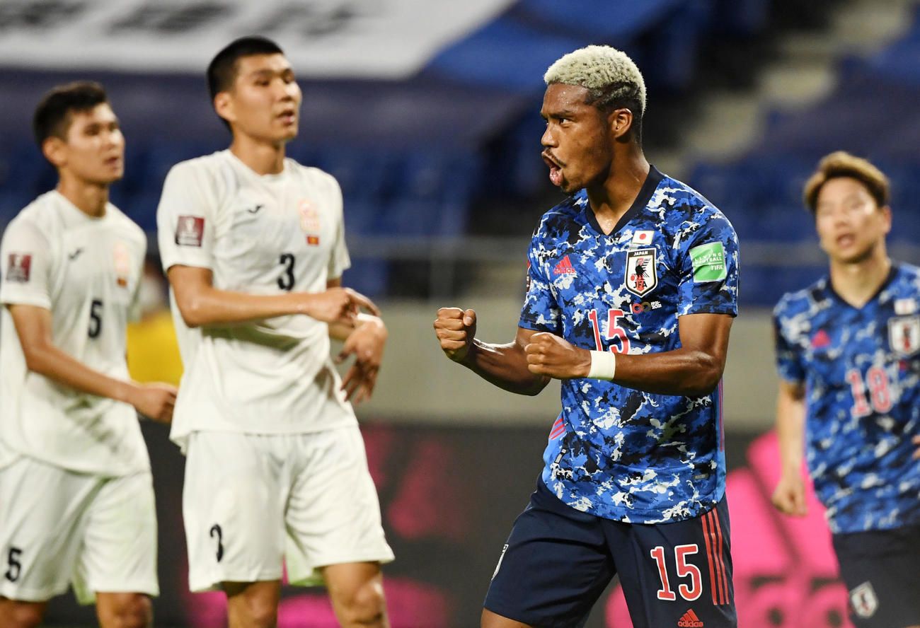 أدو أونايو بعد التسجيل بمرمى قيرغيزستان