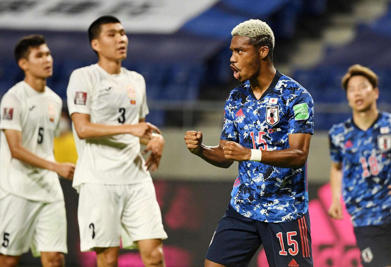 أدو أونايو بعد التسجيل بمرمى قيرغيزستان