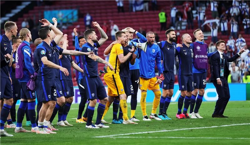 لاعبو فنلندا 