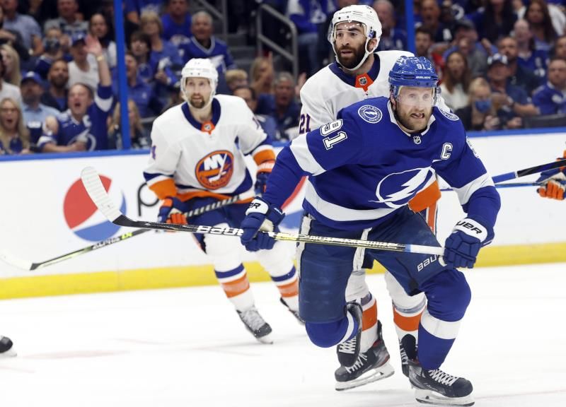 2021-06-16t030025z_696640678_mt1usatoday16260387_rtrmadp_3_nhl-stanley-cup-playoffs-new-york-islanders-at-tampa-bay-lightning_reuters