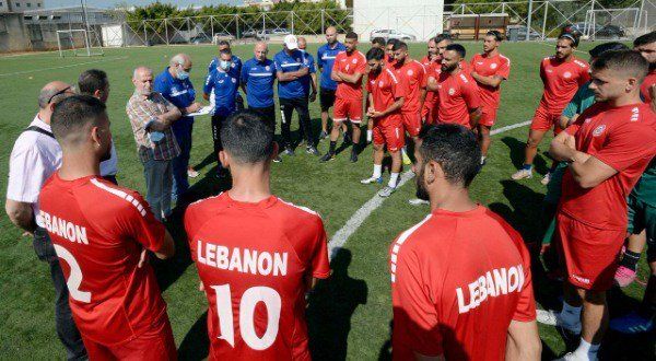 الشحف مع اللاعبين 