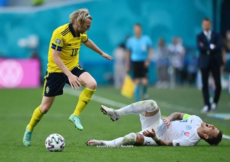 ?i=reuters%2f2021-06-18%2f2021-06-18t145039z_1142387258_up1eh6i158ccg_rtrmadp_3_soccer-euro-swe-svk-report_reuters