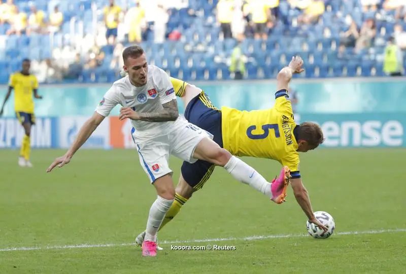 ?i=reuters%2f2021-06-18%2f2021-06-18t145419z_1258800204_up1eh6i15eicu_rtrmadp_3_soccer-euro-swe-svk-report_reuters