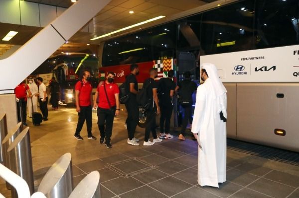 من وصول منتخب الأردن