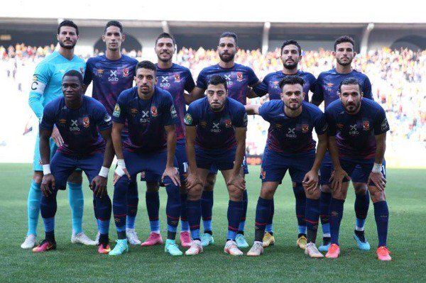 لاعبو الأهلي