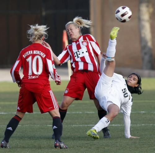 2011-04-132011-04-13t184641z_01_amm28_rtridsp_3_soccer_reuters