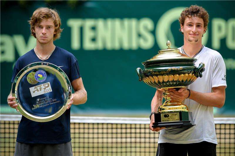 من تتويج هامبرت