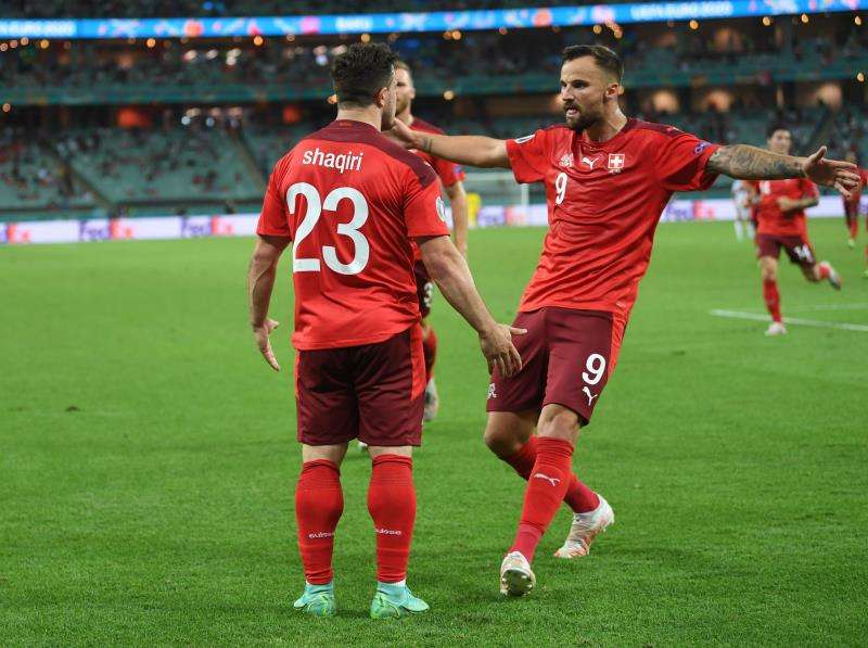 سيفيروفيتش وشاكيري