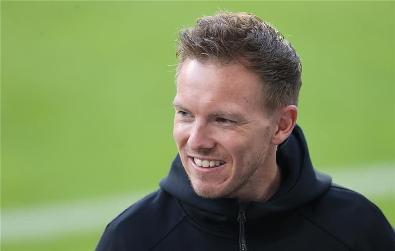 جوليان ناجلسمان