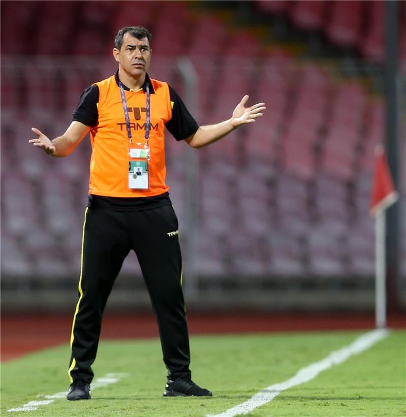 كاريلي مدرب اتحاد جدة