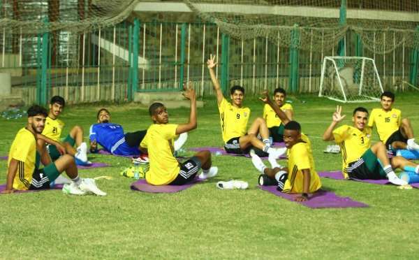 من مران المنتخب الإماراتي للشباب