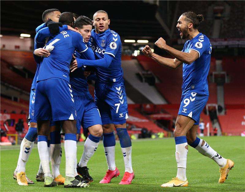 لاعبو إيفرتون