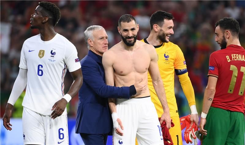 ديشامب وبنزيما