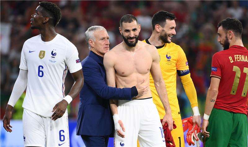 ديشامب وبنزيما