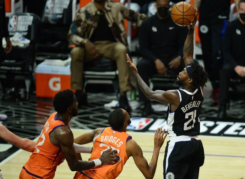 2021-06-25t035334z_1135223831_mt1usatoday16304299_rtrmadp_3_nba-playoffs-phoenix-suns-at-los-angeles-clippers_reuters