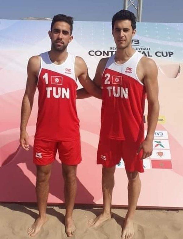 منتخب تونس للطائرة الشاطئية