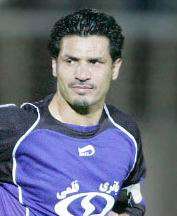 الأيراني علي دائي ... المهاجم الأكبر عمراً في المانيا 2006