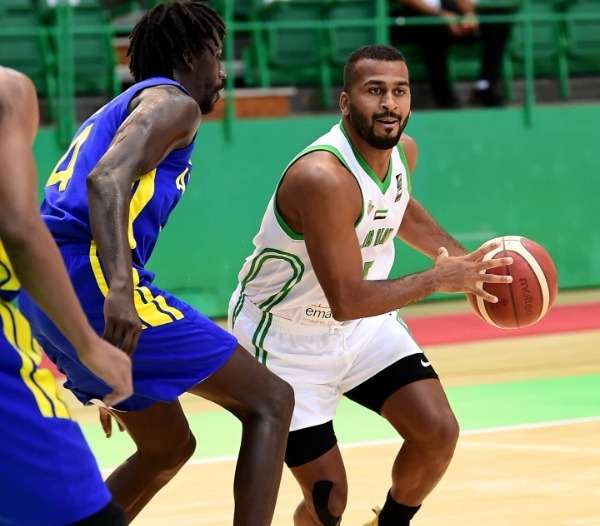 من مباراة شباب الأهلي والنصر