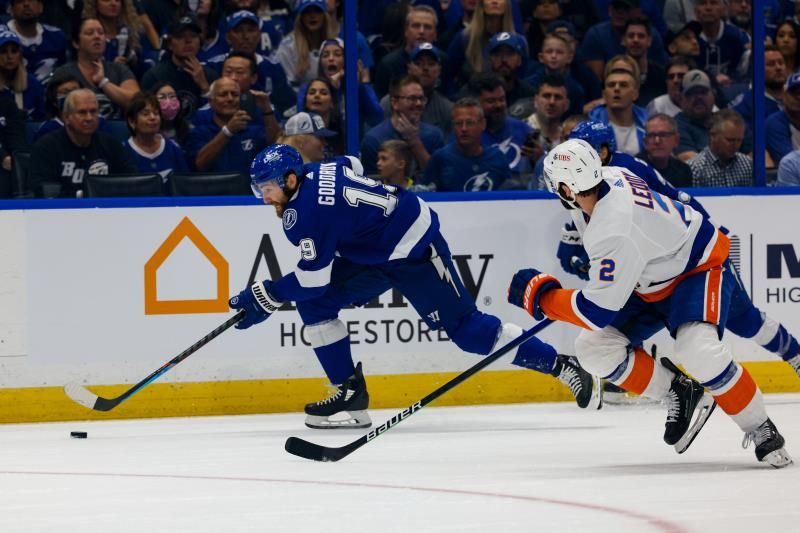 2021-06-26t010830z_1100816027_mt1usatoday16309246_rtrmadp_3_nhl-stanley-cup-playoffs-new-york-islanders-at-tampa-bay-lightning_reuters