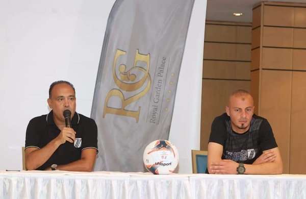 من المؤتمر الصحفي