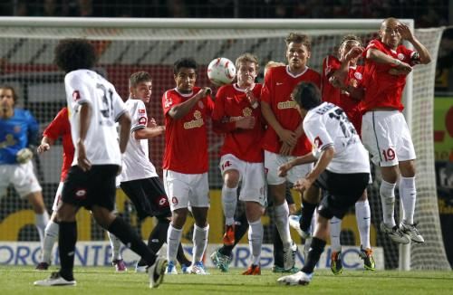 2011-04-152011-04-15t192520z_01_kai08_rtridsp_3_soccer-germany_reuters